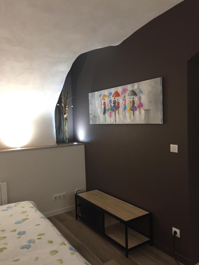 Appartement Ancienne imprimerie dans le centre historique de Valence à Valence  Extérieur photo